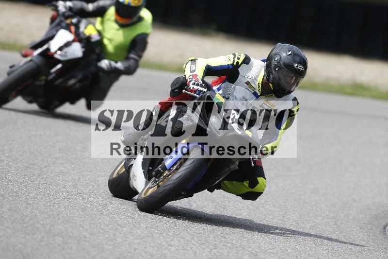 /24 08.06.2025 TZ Motorsport ADR/Gruppe gelb/82